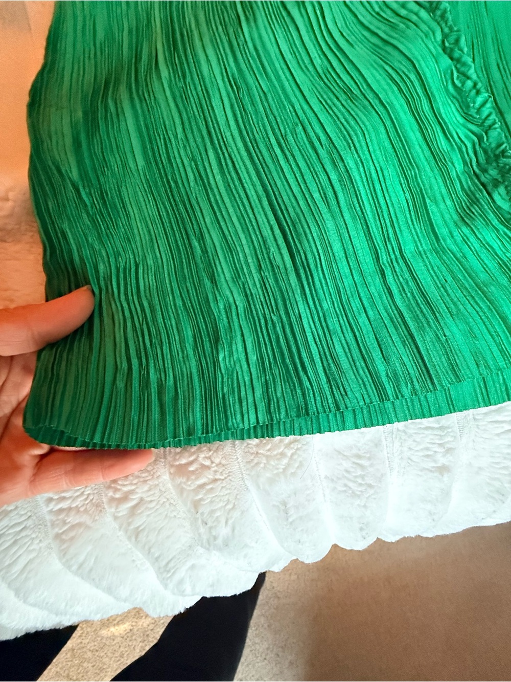 Anthropologie Emerald Green Pleated V-Neck Midi Dress - Picture 5 of 7